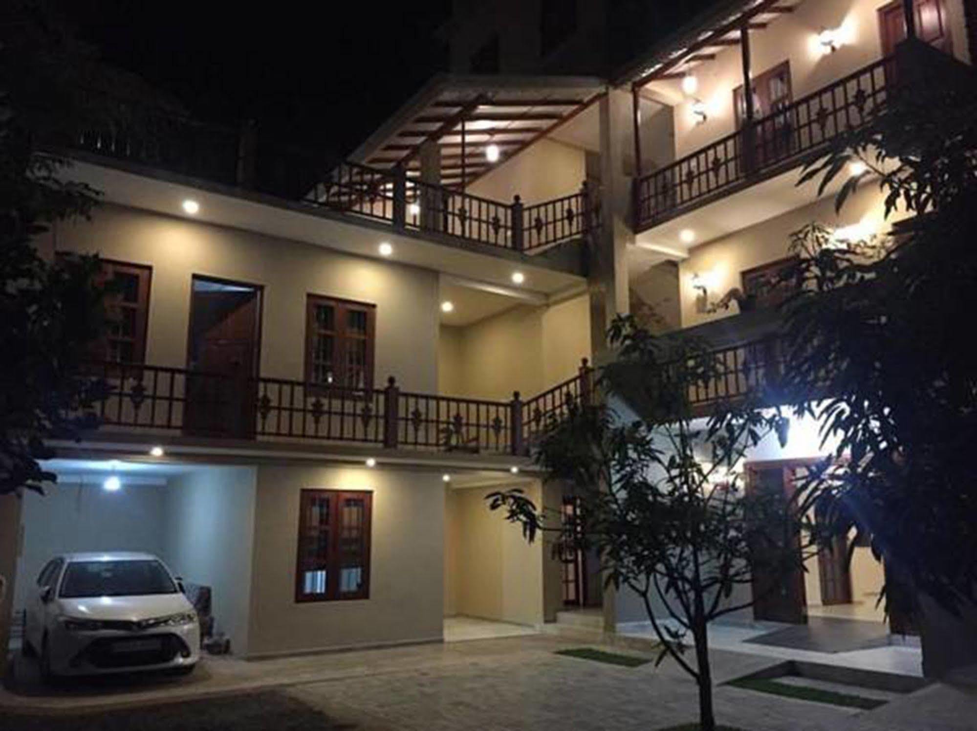 Peacock Villa Mirissa Kültér fotó